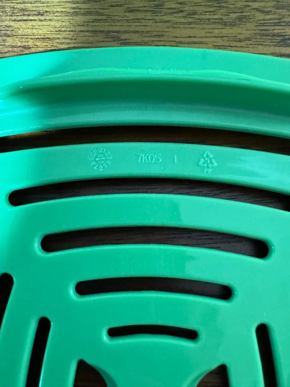Rubbermaid 3-Piece Produce Saver Container Green Lid 14 Cups 3.3L - 7J69